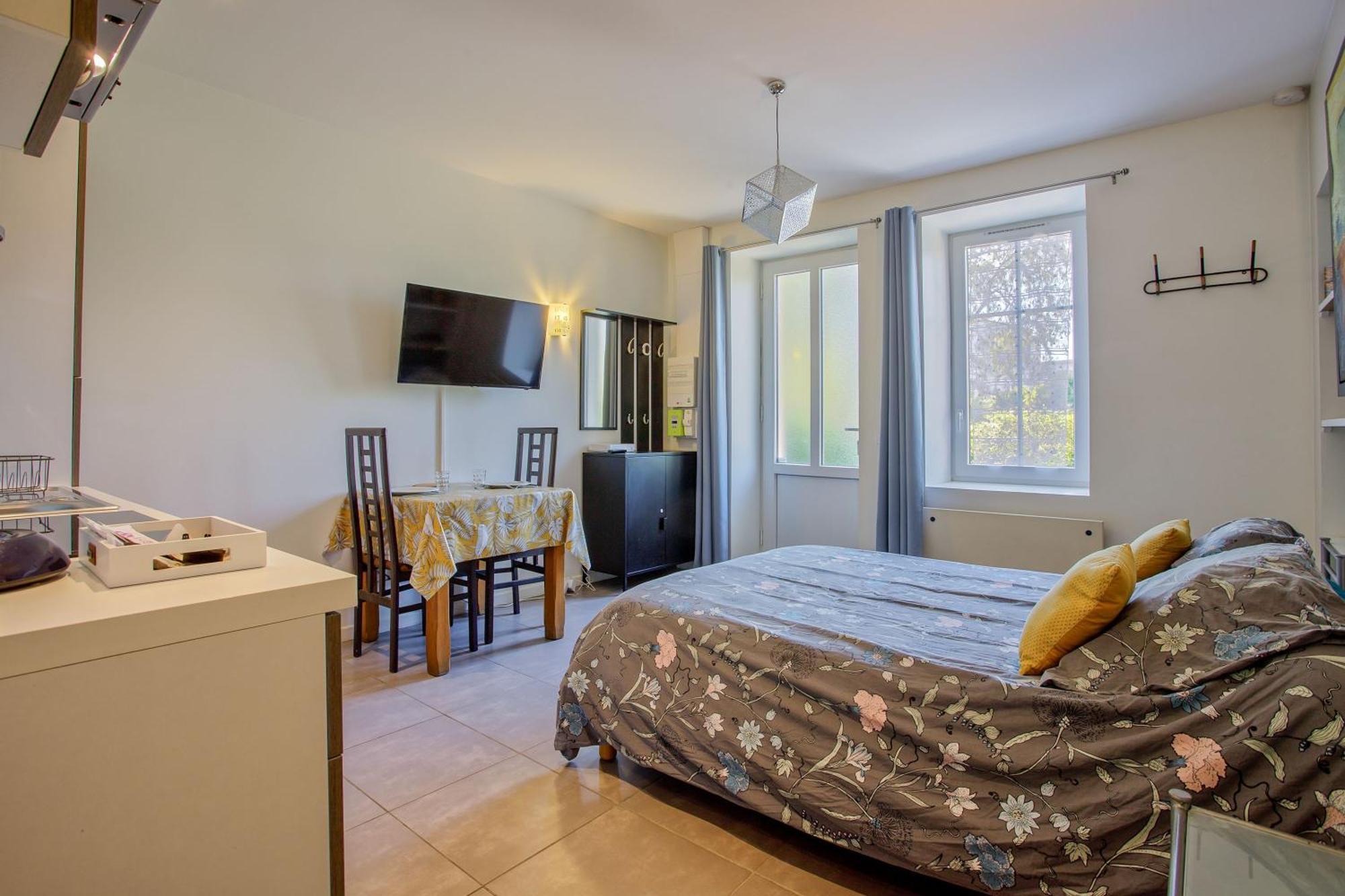 Le Nivolet - Studio Vue Montagne Chambery Bagian luar foto
